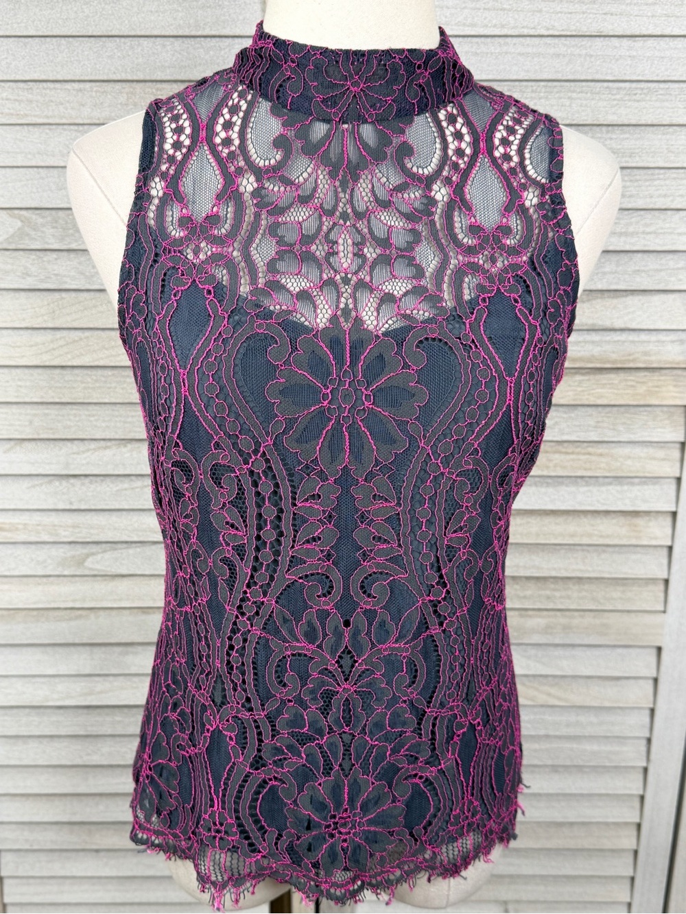 WHITE HOUSE BLACK MARKET High Neck Sleeveless Lace Blouse Charcoal Gray/Pink-2